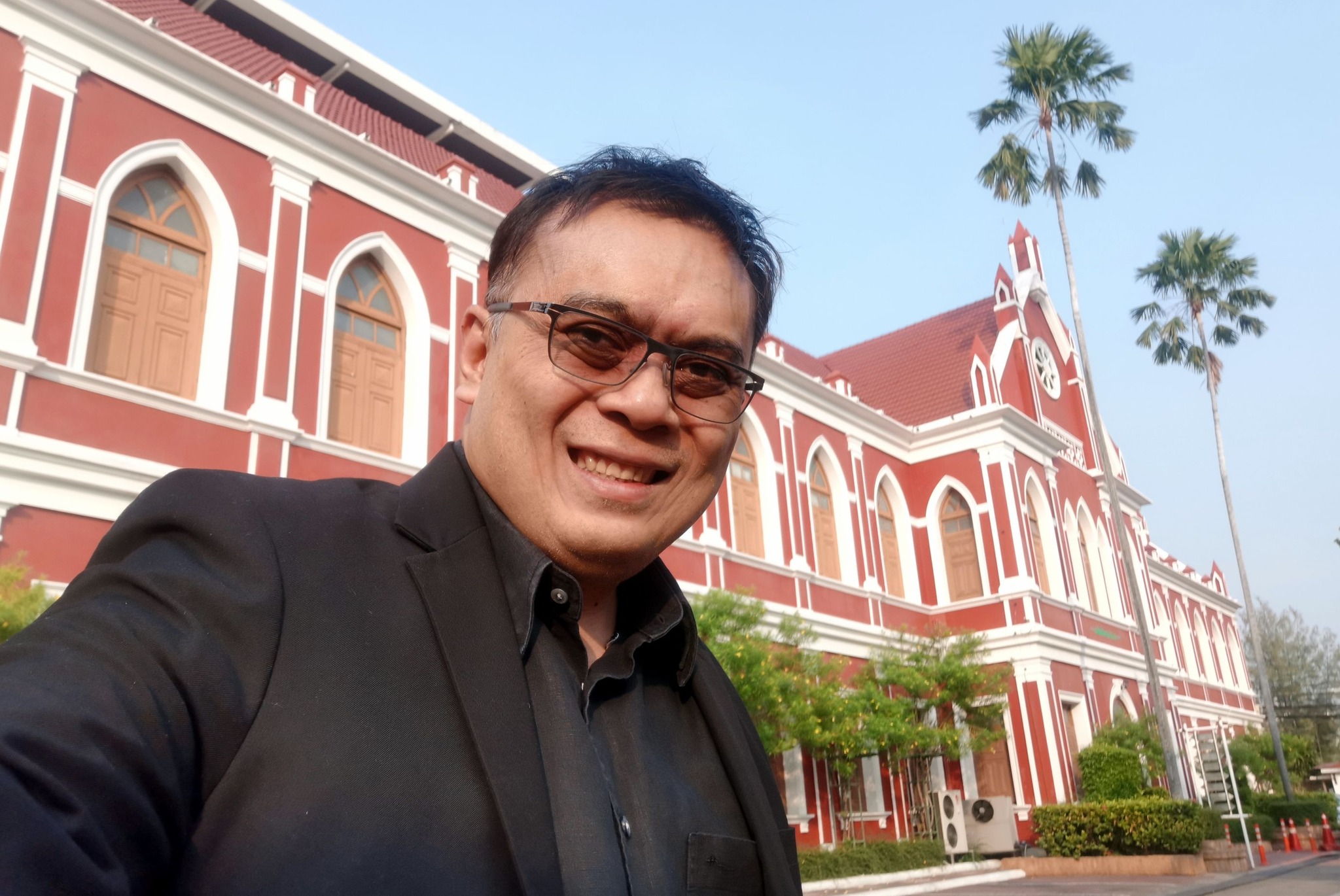 ภาพประกอบบทความเรื่องความทรงจำจากโรงเรียนเทพศิรินทร์